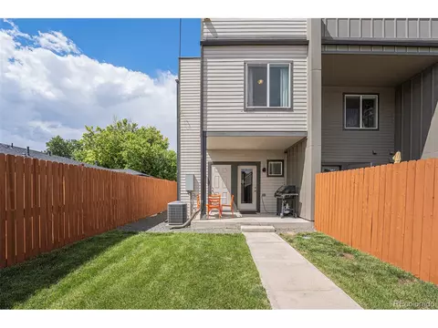 5012 E Thrill Pl, Denver, CO 80207 photo 29