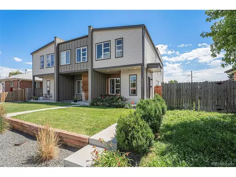 5012 E Thrill Pl, Denver, CO 80207 photo 2