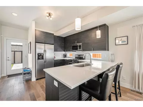 5012 E Thrill Pl, Denver, CO 80207 photo 6