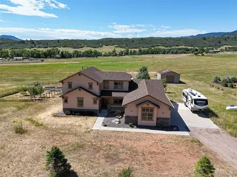 6316 Meadowood Ln, Sedalia, CO 80135