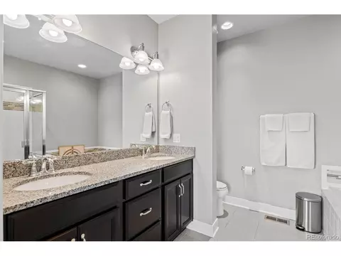 7933 E 49th Pl, Denver, CO 80238 photo 22
