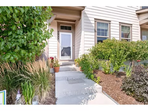 7933 E 49th Pl, Denver, CO 80238 photo 3