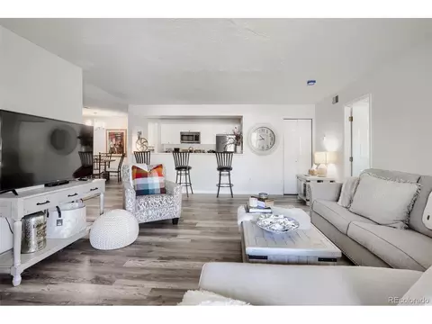 12093 W Cross Dr #107, Littleton, CO 80127