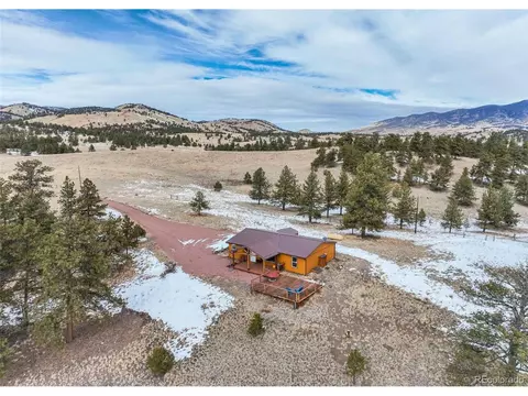 530 Cougar Ln, Guffey, CO 80820