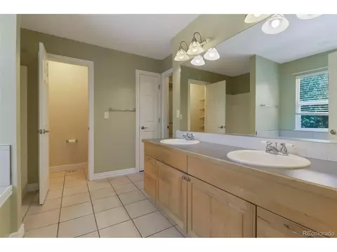 Bath - 125 52nd Ave, Greeley, CO 80634 photo 2 of 5