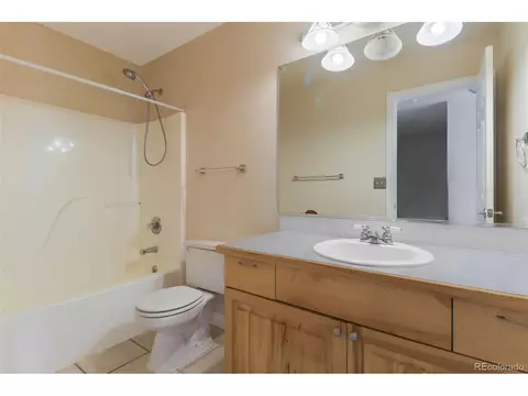 Bath - 125 52nd Ave, Greeley, CO 80634 photo 4 of 5