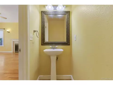 Bath - 125 52nd Ave, Greeley, CO 80634 photo 1 of 5