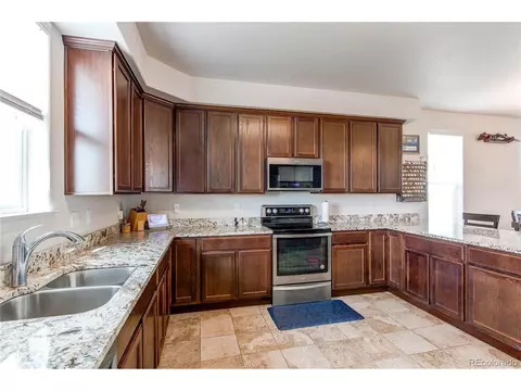 56658 E 22nd Pl, Strasburg, CO 80136