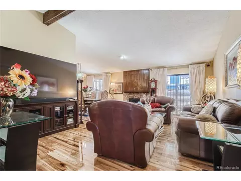 12074 E Maple Ave, Aurora, CO 80012 photo 3