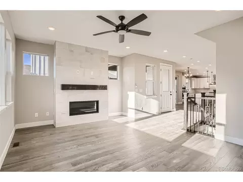 9755 E 62nd Dr, Denver, CO 80238 photo 5
