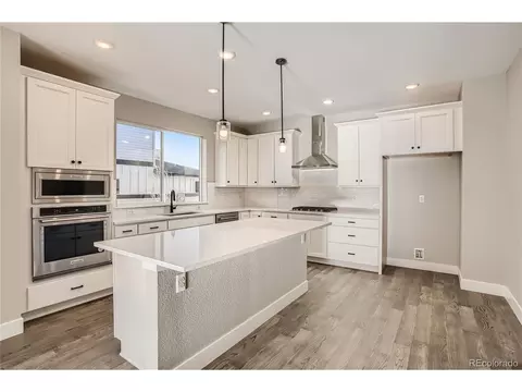 9755 E 62nd Dr, Denver, CO 80238 photo 7
