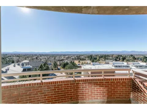 4875 S Monaco St #602, Denver, CO 80237