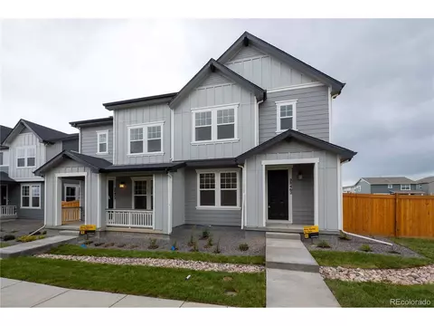 28462 E 6th Pl, Aurora, CO 80018 photo 2