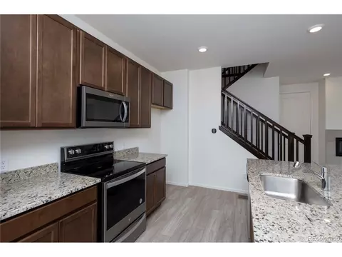 28462 E 6th Pl, Aurora, CO 80018 photo 8