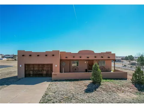 1036 S Avenida Del Oro, Pueblo, CO 81007