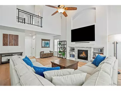 Living - 25411 E Indore Dr, Aurora, CO 80016 photo 2 of 4