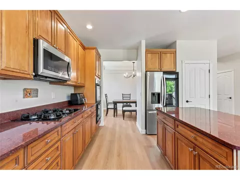 Kitchen - 25411 E Indore Dr, Aurora, CO 80016 photo 4 of 6