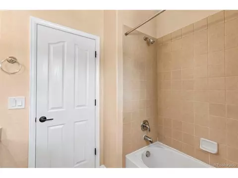 Bath - 25411 E Indore Dr, Aurora, CO 80016 photo 5 of 5