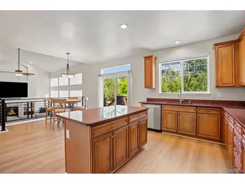 Kitchen - 25411 E Indore Dr, Aurora, CO 80016 photo 3 of 6