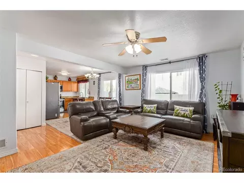 18675 E 40th Pl, Denver, CO 80249 photo 6