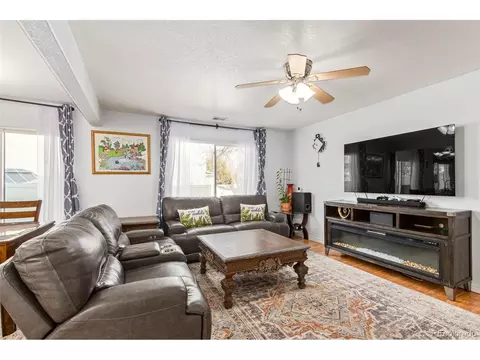 18675 E 40th Pl, Denver, CO 80249 photo 7