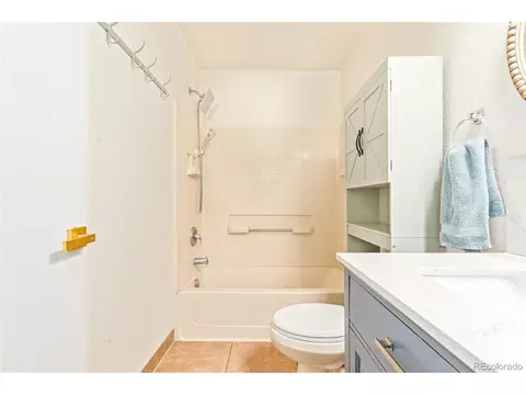 18675 E 40th Pl, Denver, CO 80249 photo 24