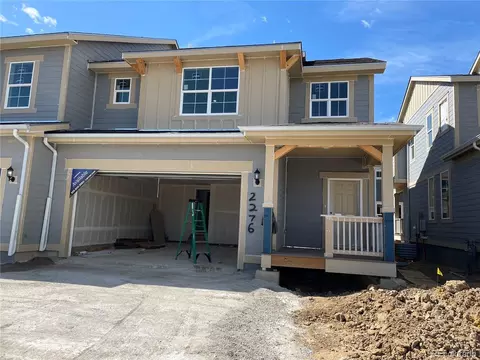2276 Crescent Cir, Erie, CO 80516