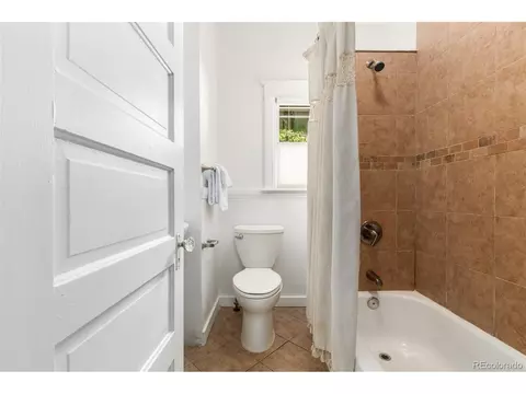 1011 E Cedar Ave, Denver, CO 80209 photo 17