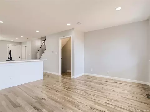 12036 E 25th Ave, Aurora, CO 80010 photo 4