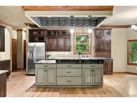 Kitchen - 6003 Willowbrook Dr, Morrison, CO 80465 photo 2 of 3