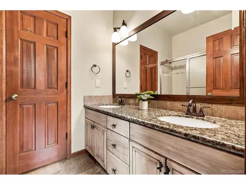 Bath - 6003 Willowbrook Dr, Morrison, CO 80465 photo 2 of 5