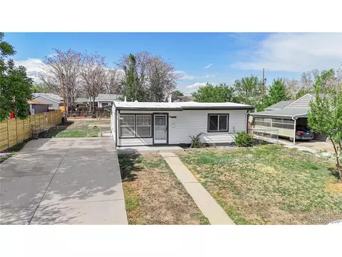1631 W Hoye Pl, Denver, CO 80223