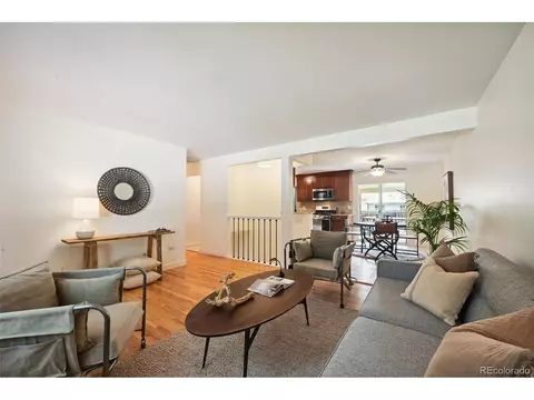 6447 Iris Ct, Arvada, CO 80004 photo 2