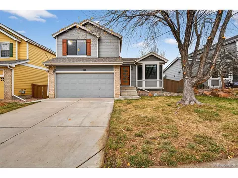 907 Riddlewood Ln, Highlands Ranch, CO 80129