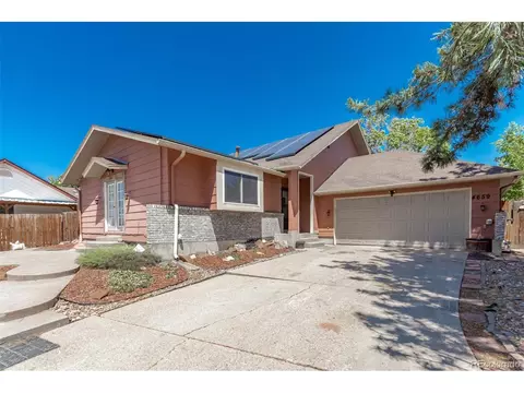 4659 Crown Blvd, Denver, CO 80239
