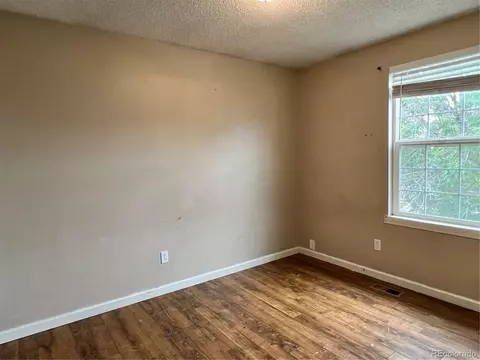 Undisclosed, Aurora, CO 80017 photo 17