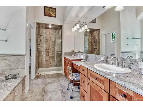 8726 E Iliff Dr, Denver, CO 80231 photo 16