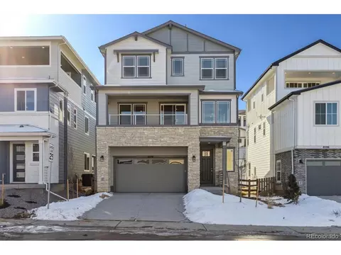 8570 Eagle River St, Littleton, CO 80125
