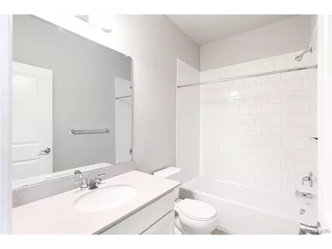 Bath - 14883 E Belleview Dr, Aurora, CO 80015 photo 4 of 5