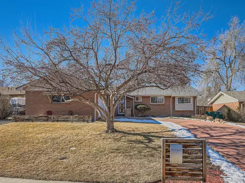 2525 Nelson St, Lakewood, CO 80215