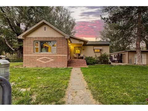 203 Railroad Ave, Weldona, CO 80653
