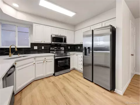 1720 32 St #9, Evans, CO 80620 photo 8