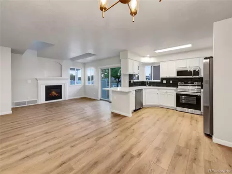 1720 32 St #9, Evans, CO 80620 photo 6