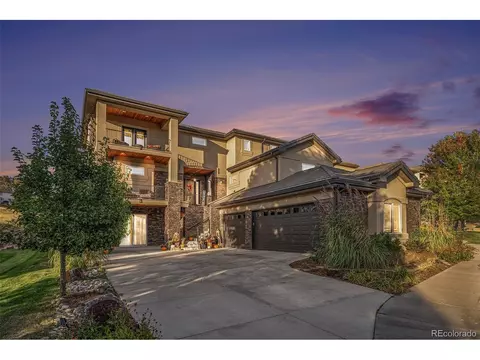 22451 E Peakview Dr, Aurora, CO 80016