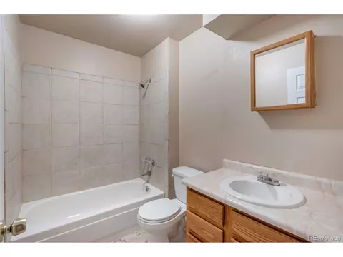 4490 Atchison Way, Denver, CO 80239 photo 2