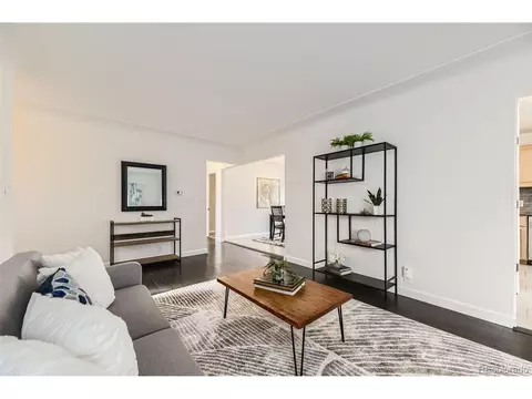 Undisclosed, Englewood, CO 80110