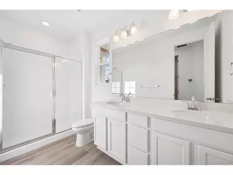 Bath - 24716 E 41st Ave, Aurora, CO 80019 photo 1 of 2