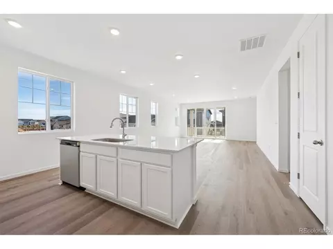 Kitchen - 24716 E 41st Ave, Aurora, CO 80019 photo 1 of 2