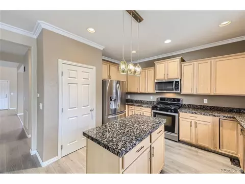 25090 E 3rd Pl, Aurora, CO 80018 photo 12