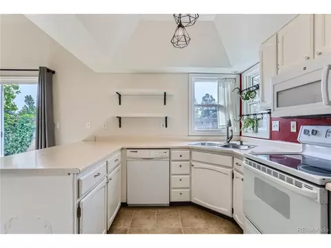 16892 E Hialeah Ave, Centennial, CO 80015 photo 8